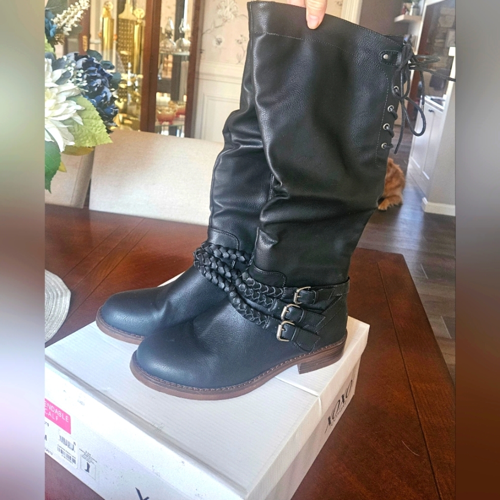 XOXO Womens Black Knee High Boots With Extendable Calf Size 8.5M, EUC